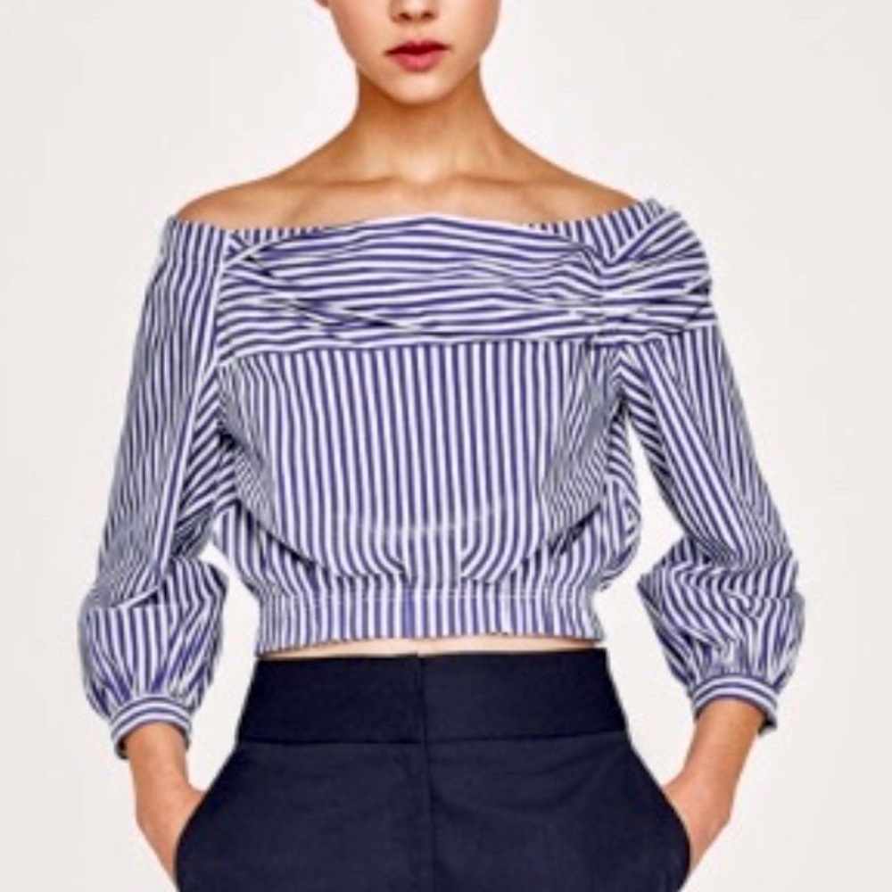 Blue and white stripped cropped top